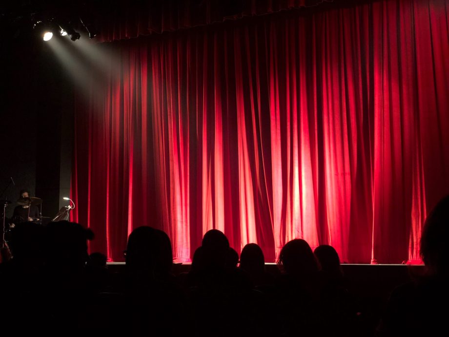 Overcome Stage Fright with hypnosis downloads